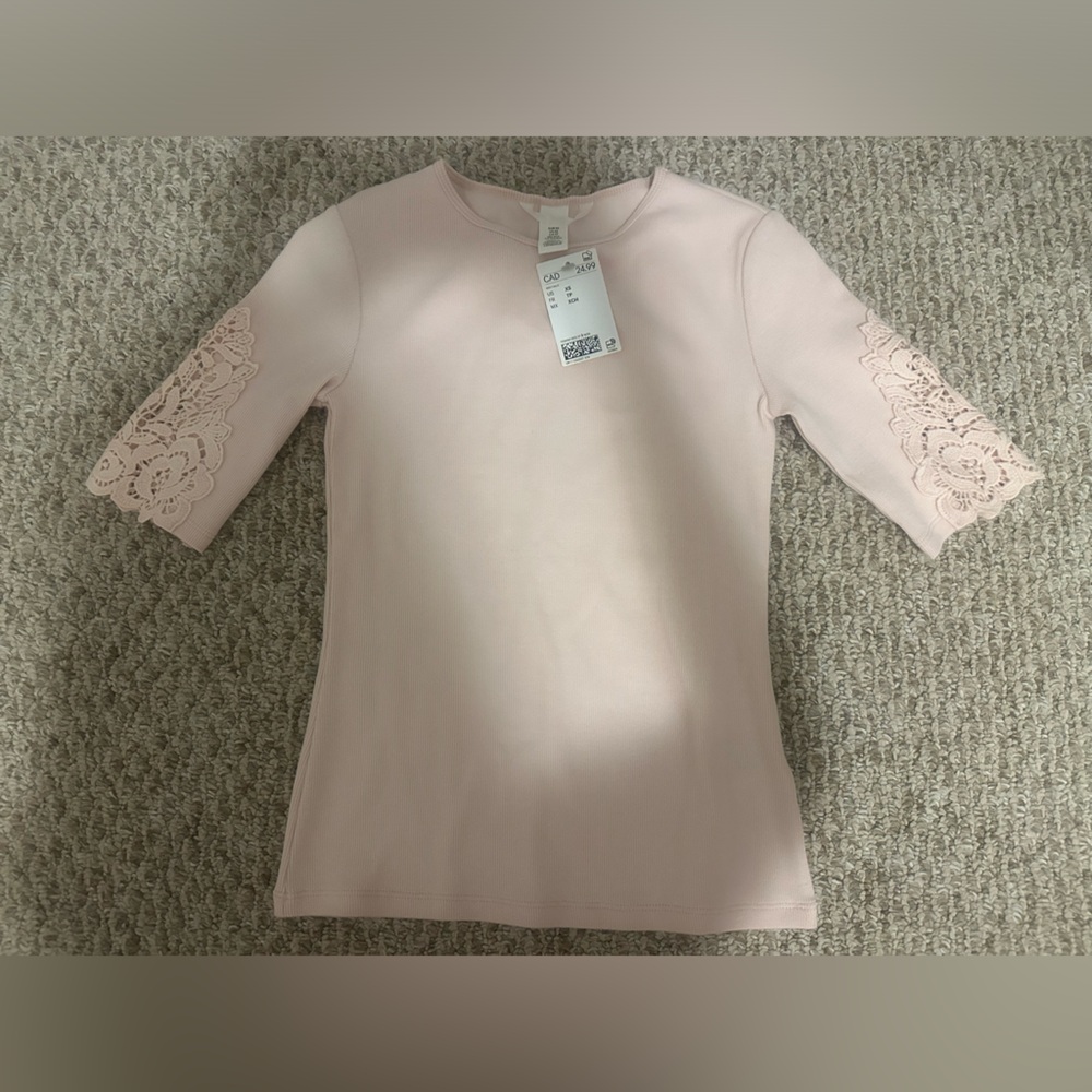H&M Blush Pink Short Sleeve Lace-Trim Knit Top NWT SIZE XS